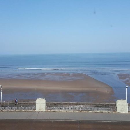 블랙풀 The Coast B&B 외부 사진