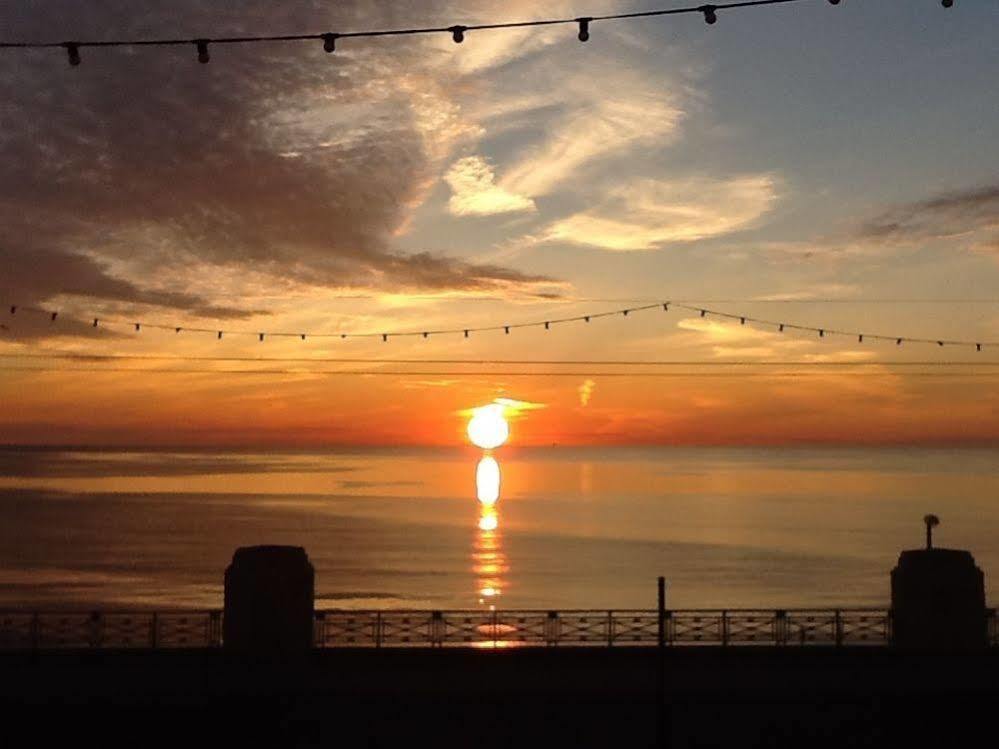 블랙풀 The Coast B&B 외부 사진